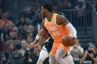 Mitchell's 37 points power Cavaliers to victory over Bucks