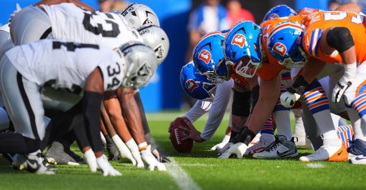 Week 10: Broncos vs. Raiders – Live Coverage on TNF