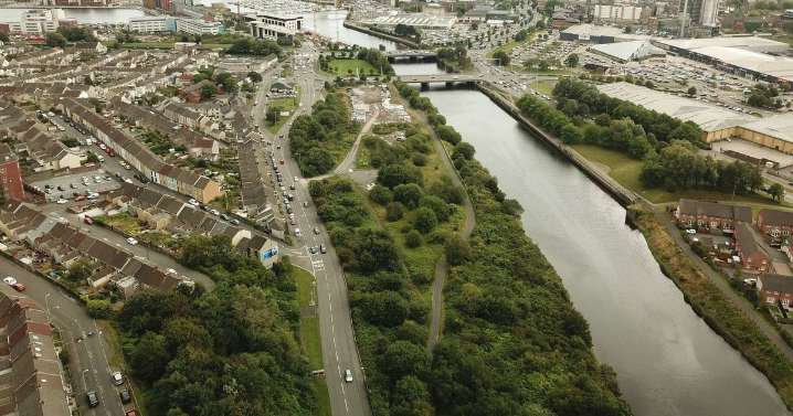 Police, fire and ambulance crews rush to UK river in city centre due to 'ongoing incident'