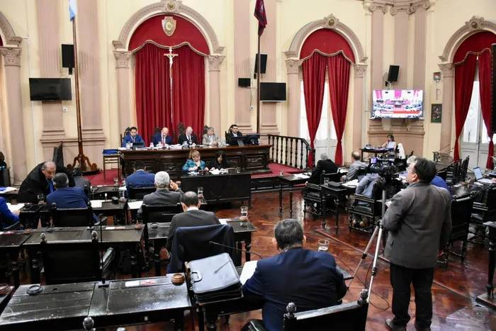 Alertan que 1 de cada 3 mujeres sufrió violencia en redes sociales