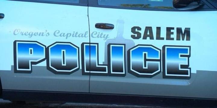 Motorcyclist dies after crashing into excavator in Salem construction zone