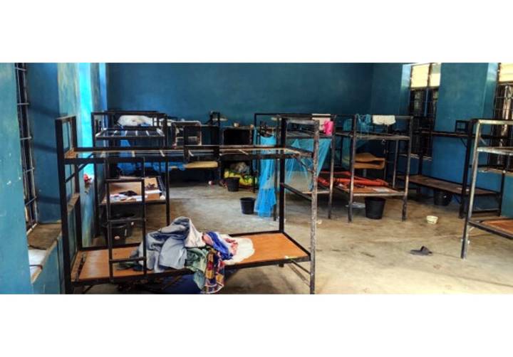 Number of children abducted in Nigerian  school attack raised to more than 300