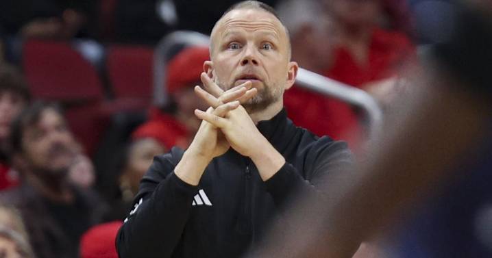 Coffee with Crawford | Louisville's Kelsey opens with remembrance after UPS crash