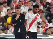 Gallardo agita el tablero: dos pesos pesados afuera y una convocatoria cargada de juveniles en River para visitar a Vélez