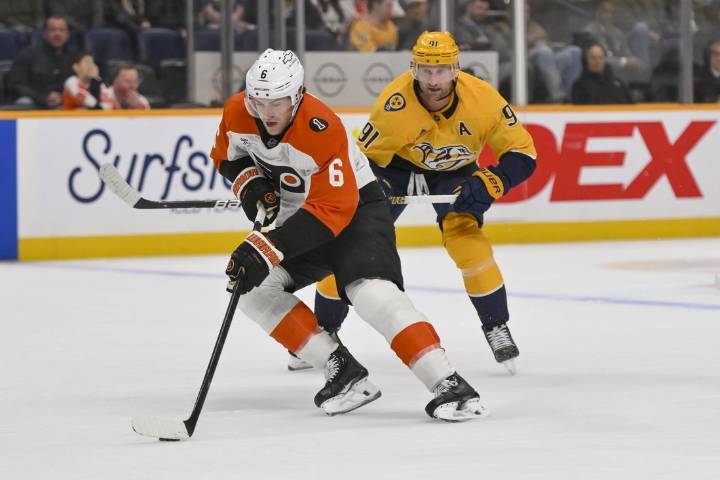 Deadspin | Second-period surge sends Flyers to win over Predators