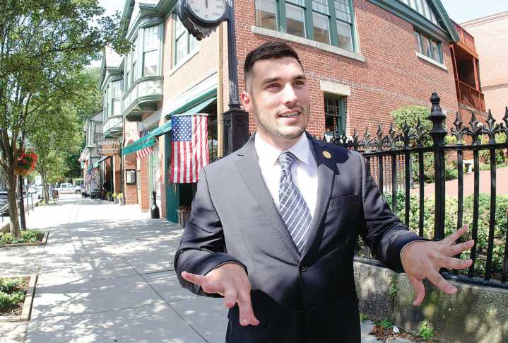 Westport hires new town administrator