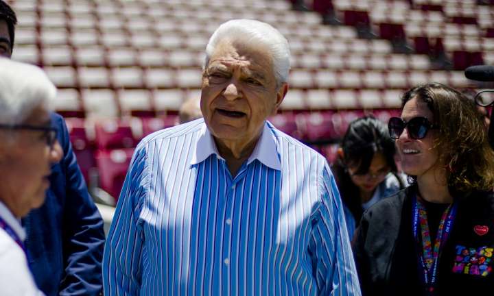 Las reflexiones de Don Francisco tras llegar a la meta con la Teletón: "Estoy cansado, porque para mi es un esfuerzo"