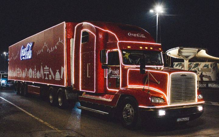 Solicitan a Cofepris cancelar las Caravanas Navideñas Coca