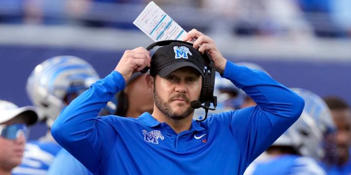 Arkansas hires Ryan Silverfield of Memphis as new football coach