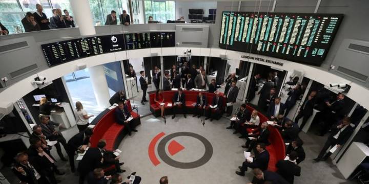 Un informe de legisladores de EEUU revela que el régimen chino manipuló el precio global de los minerales críticos durante décadas