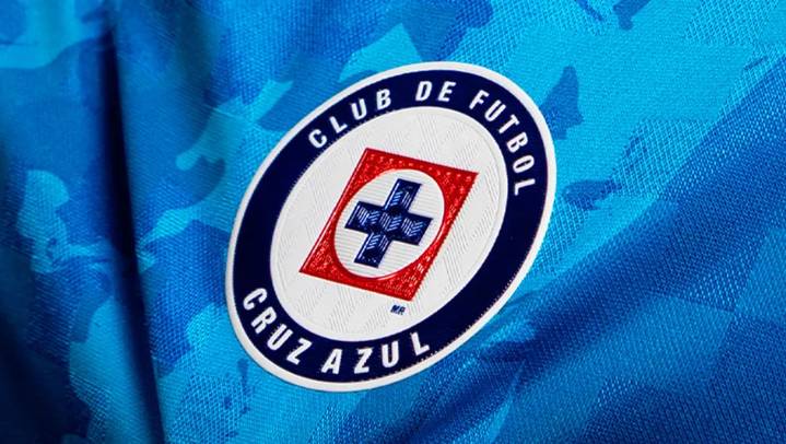 ¡No les gustó! Aficionados critican jersey del Cruz Azul que usará en la Copa...