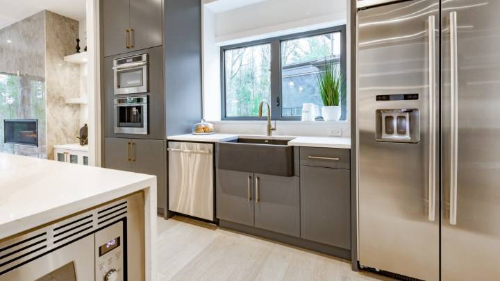 Frumpy Mom: My kitchen has gone on strike against me