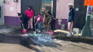 Mega fuga de agua en Azcapotzalco provoca inundación en viviendas