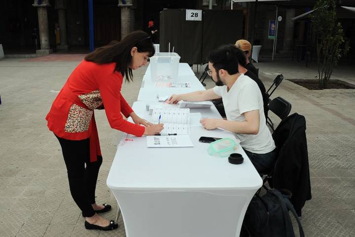 Elecciones 2025 en Chile: ¿Qué pasa si eres vocal y no te presentas el día de la votación?