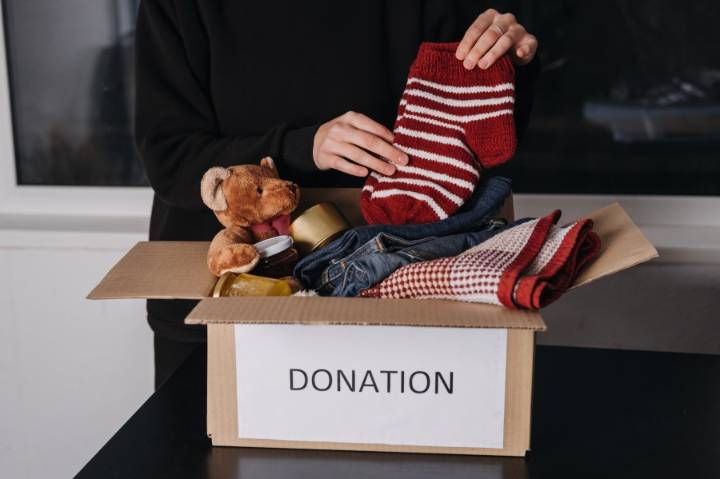 Giving Season: Volunteer and service ideas for the holiday season