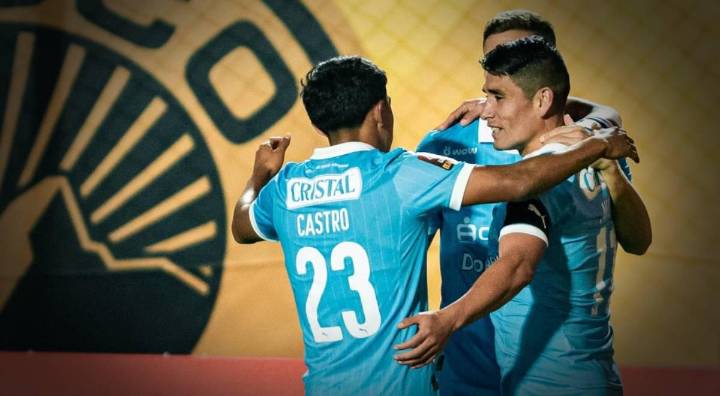 Sonó como flamante jale de Cristal, y hoy se despide de su club tras 7 años: "Se cierra un ciclo"