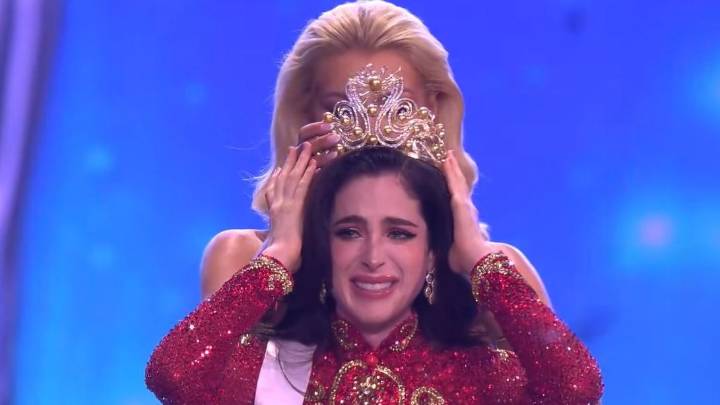 Mexican beauty queen walks out, gets berated, then conquers Miss Universe 2025