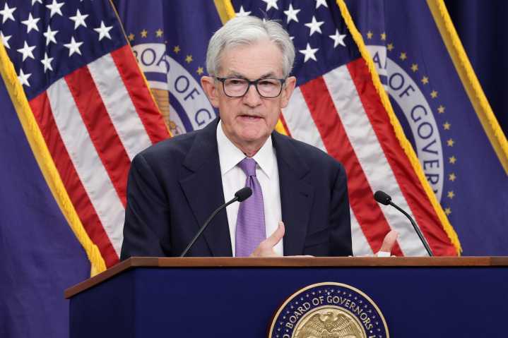 Long-delayed jobs report to show hiring amid wobbly economy