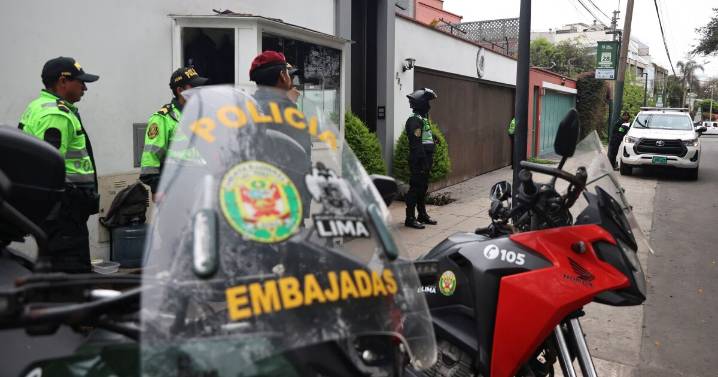 Perú confirma que respetará las inmunidades diplomáticas de México, informa SRE