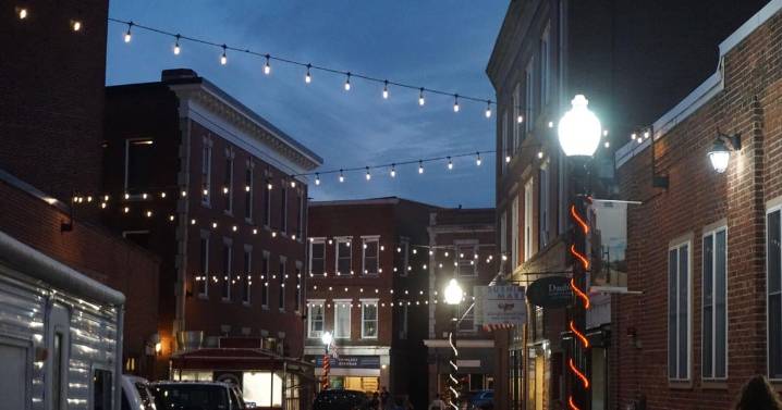Councilors seek community input on adding parking lot lights downtown