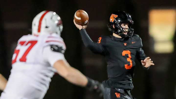 Stars shine for West De Pere in WIAA Division 2 quarterfinal playoff game