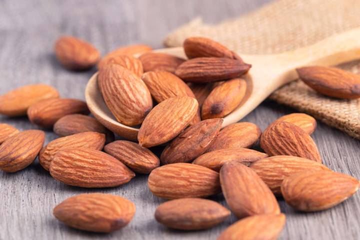 What Happens to Your Blood Sugar When You Eat Almonds Regularly