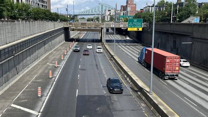 Over 2,000 fines issued in Quebec trucking safety operation