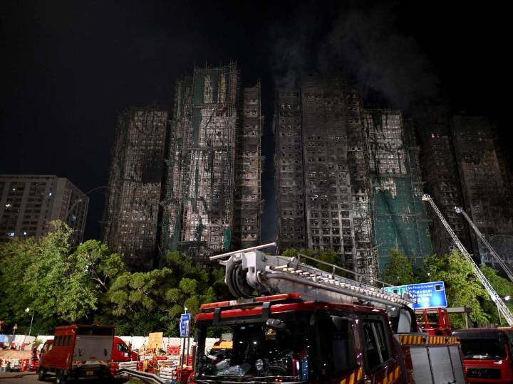 Incendio en rascacielos de Hong Kong deja 83 muertos y 200 desaparecidos