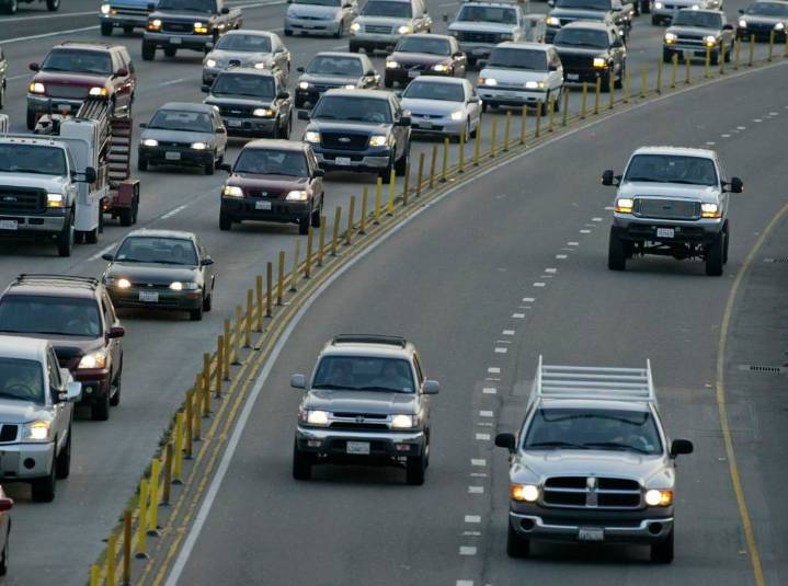 AAA projects record number of Americans plan to travel over Thanksgiving holiday weekend