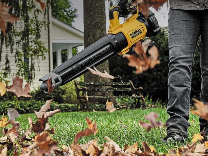 Walmart has this DEWALT 20V leaf blower on sale for a hefty $103 off to make your fall cleanup even easier