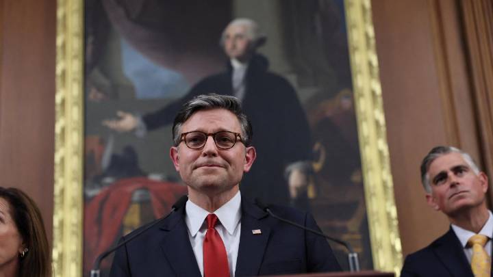 El Congreso aprueba el proyecto de ley que pone fin al cierre gubernamental más largo de la historia