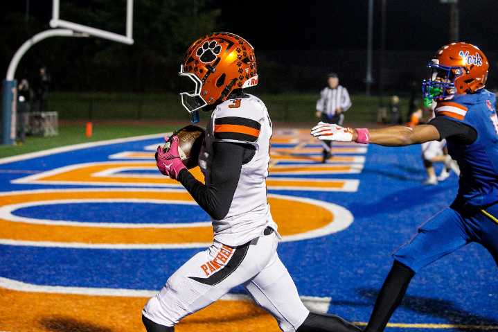 Brooklyn Nace, Brendyn Smith combine for 5 TD’s as Central York downs Cedar Cliff