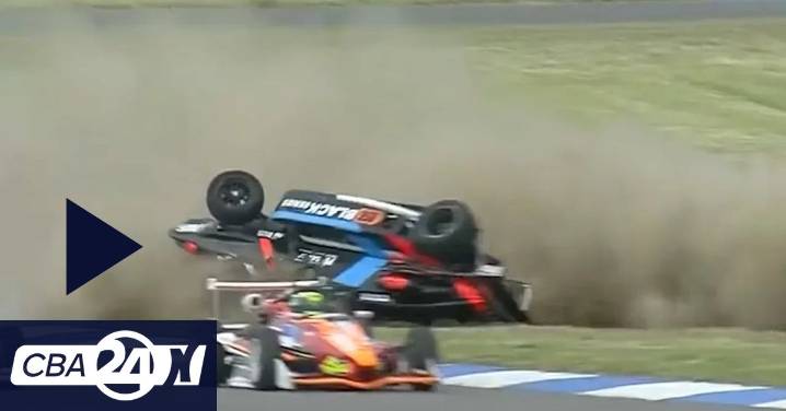 Vuelco infernal en la Fórmula 3 Metropolitana: se salvó de milagro