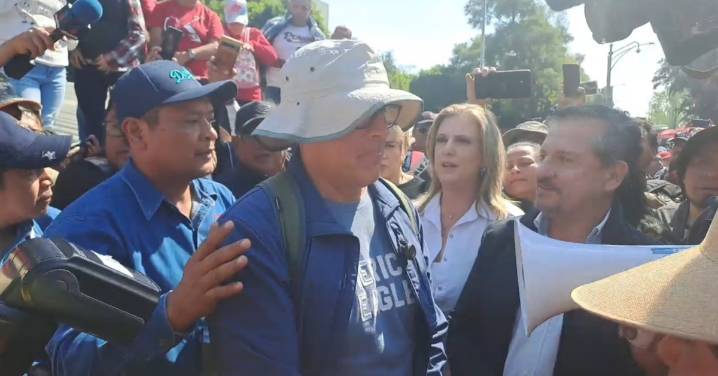 Bloquea CNTE la Cámara de Diputados y advierte protestas durante el Mundial 2026