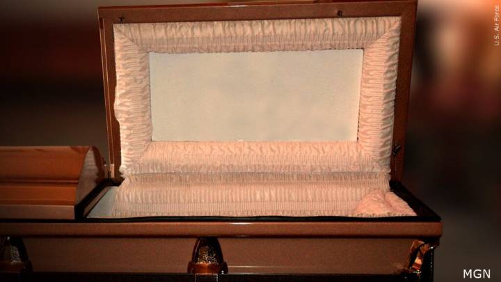 “Coffin Shock: ‘Dead’ Woman Wakes, Knocks Moments Before Cremation”