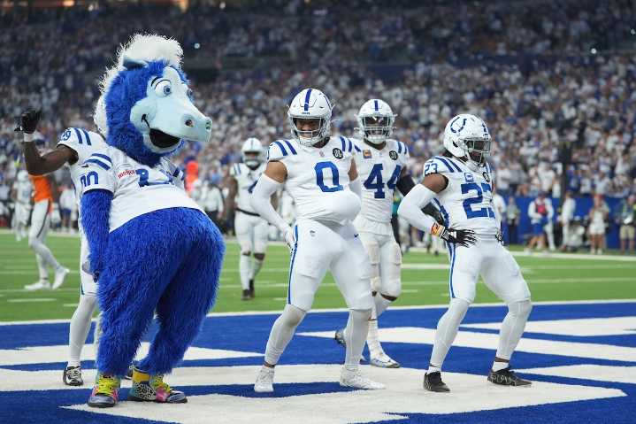 You can watch NFL RedZone Week 12 11/21/2025 streaming free today with new trial offers, promo codes as Streameast, Crackstreams, Methstreams are still down and not working