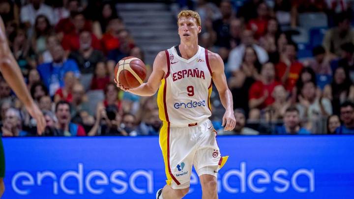 Chus Mateo cita a Alberto Díaz y Francis Alonso en su primera lista con España