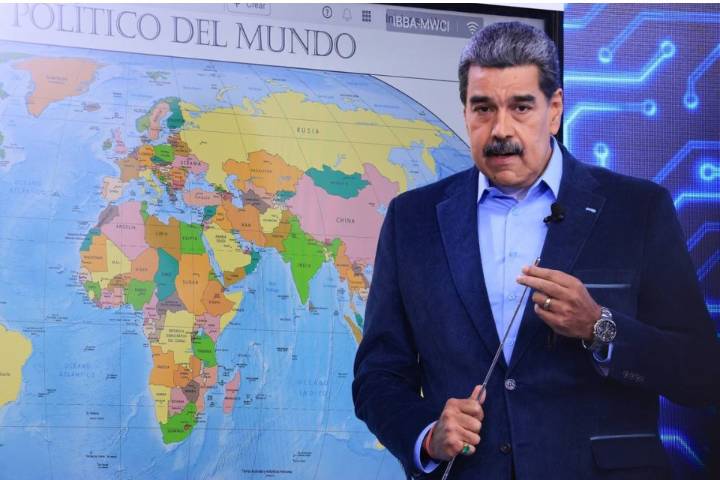 Maduro pide a la Celac sumar fuerzas para rechazar los «ataques» de EEUU