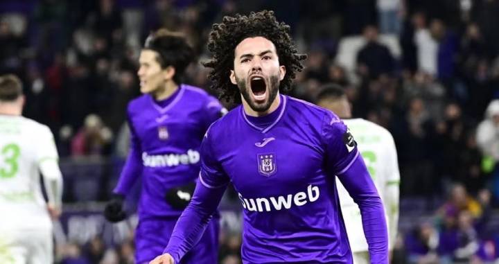 César Huerta será baja por lesión y regresará hasta 2026