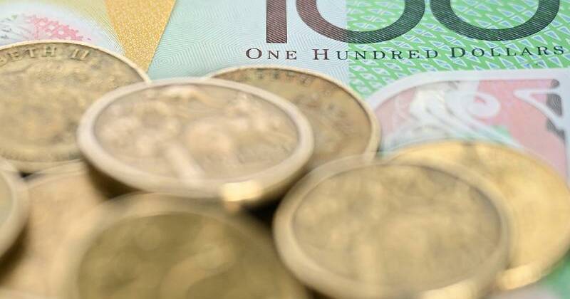 Wages grow at 3.4 per cent, in line with expectations