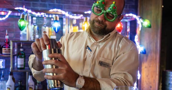 The Queen Baton Rouge hosts limited-time holiday pop