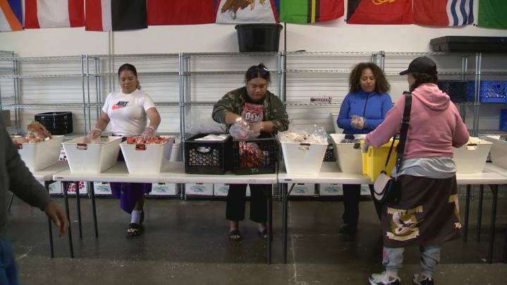Tukwila families turn to free market after week without SNAP aid