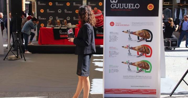 Sigue la ‘Guerra del Ibérico’: Agricultura impide a las comunidades alegar contra los cambios en la DOP Guijuelo