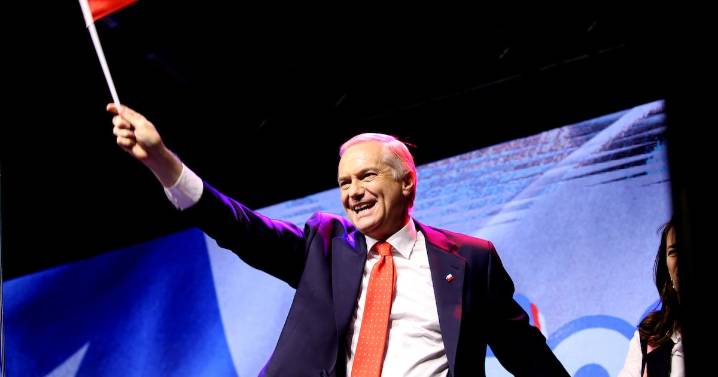 Comando de Kast convoca a economistas cercanos a Matthei en primera cita de cara a la segunda vuelta presidencial