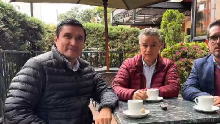 Miembros de la Fuerza de las Regiones sacan a Héctor Olimpo Espinosa de la coalición: escogerán a candidato único este 1 de diciembre