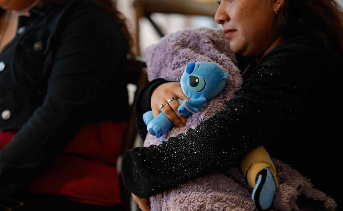 Jazlyn sigue rehabilitación tras quemaduras por explosión en Iztapalapa