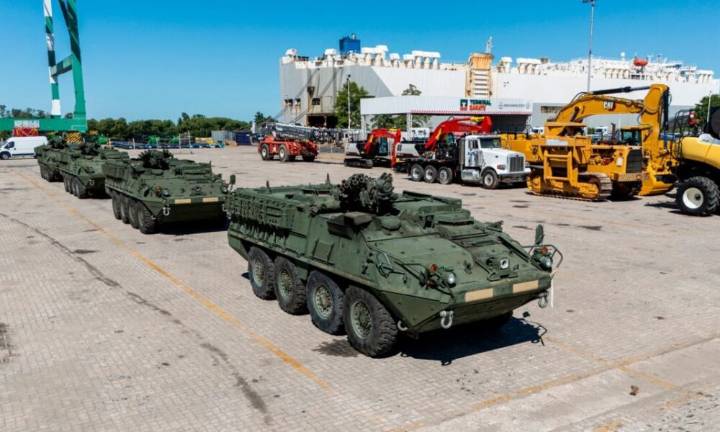 Llegaron al país los primeros Stryker 8×8 y se suman a la flota del Ejército