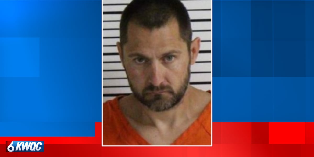 Crime Stoppers: Man wanted by Bettendorf police for failure to appear