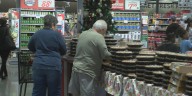 Thanksgiving shoppers pack Rouses Market in Gulfport