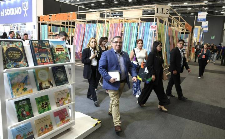 Ministros de la Corte participan en inauguración de la FIL de Guadalajara; reconocen espacios culturales para construir justicia